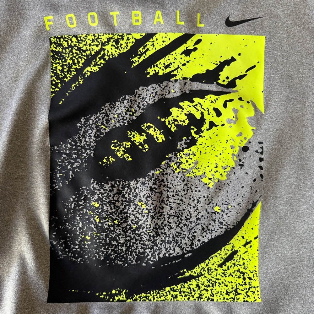 Nike Dri-Fit Men's Gray Neon Football Graphic Hoodie Sweatshirt Size Medium - Picture 7 of 8